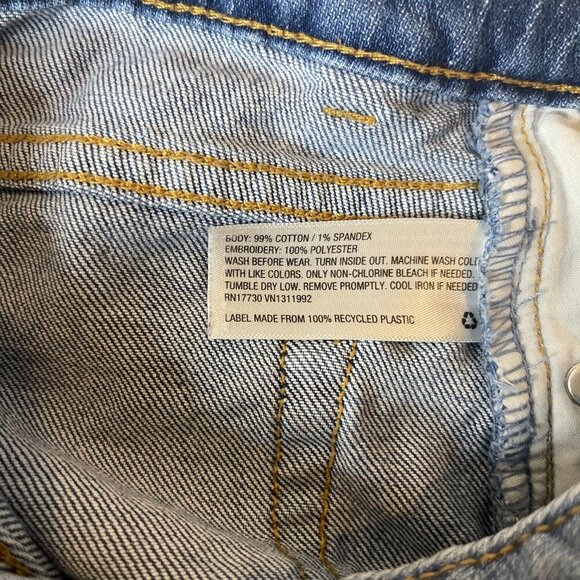 Cat & Jack. Short made of elasticized denim. Size M (8). Made in Vietnam. - Picture 6 of 7